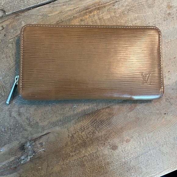 ❤️👛⭐️Louis Vuitton zippy wallet excellent conditioning w box - Picture 2 of 8